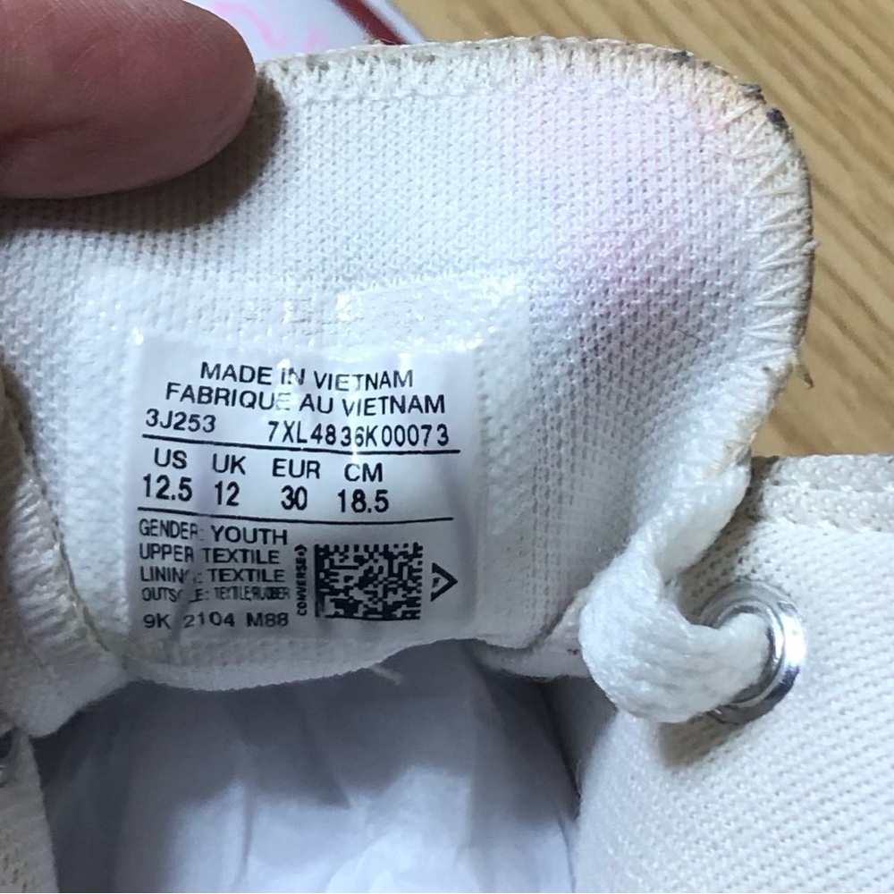Converse Chuck Taylor Kids White Sneakers Unisex Boy Size 12.5 - Picture 3 of 12